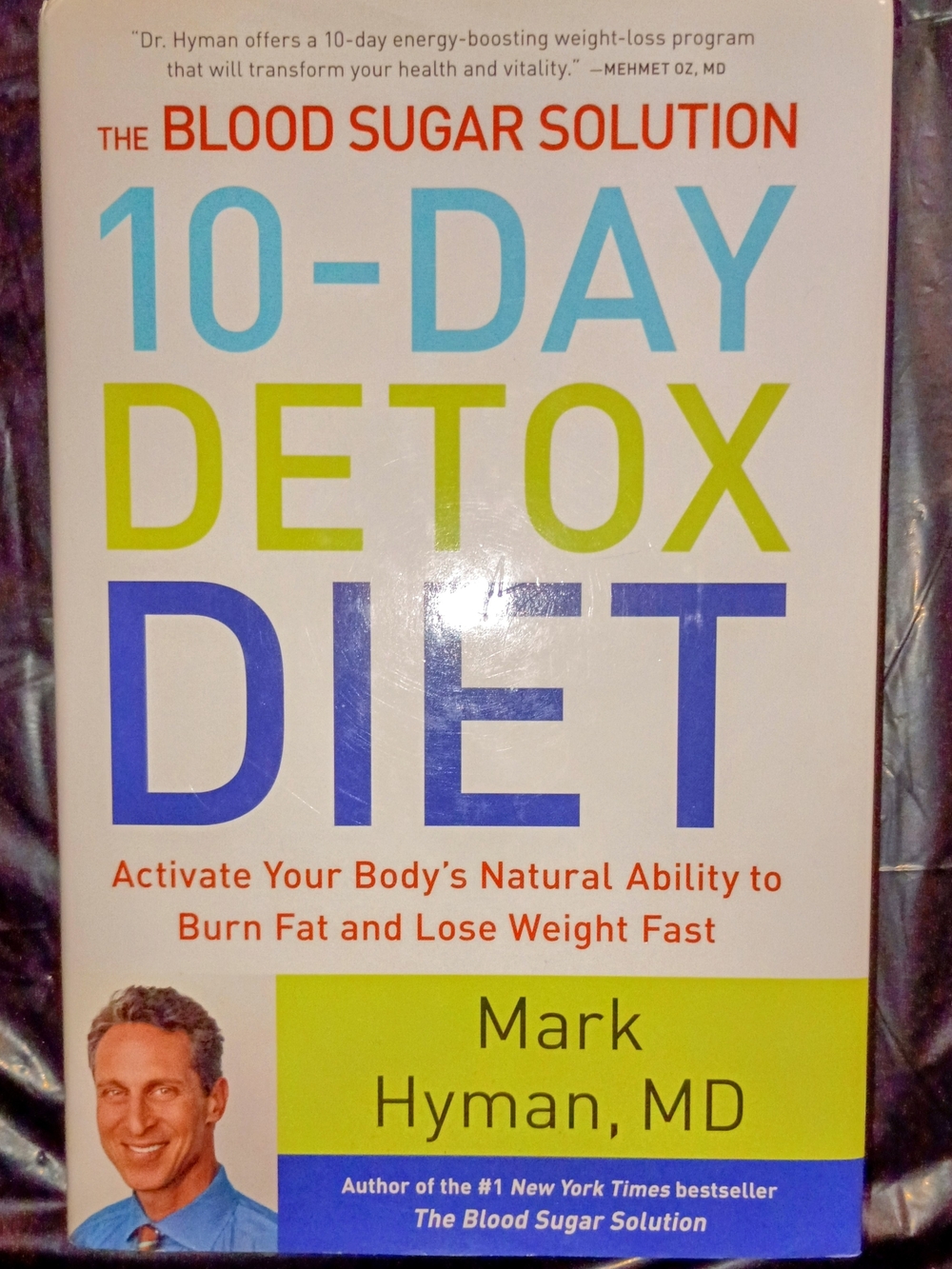 10-Day Detox Diet Book - UNISEX- White/Blue/Green Cover